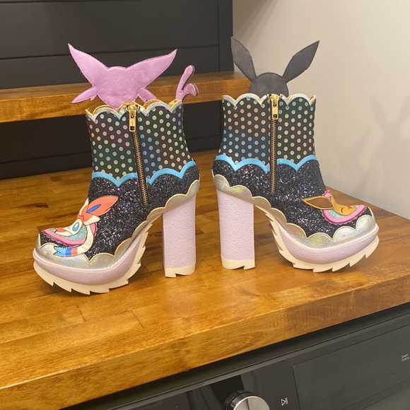 NIB Irregular Choice Pokémon Day and Night Espeon and Umbreon Boot Heel - Picture 3 of 5